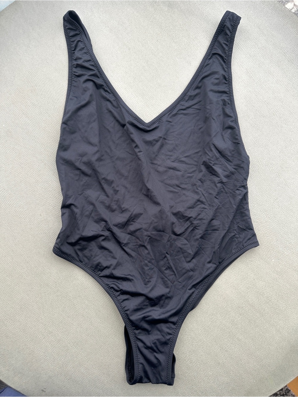 Calzedonia Cobey Classic Black One-Piece Swimsuit - Women Swim Medium